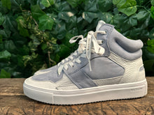 Afbeelding in Gallery-weergave laden, Nieuwe hoge sneakers van Blackstone maat 40
