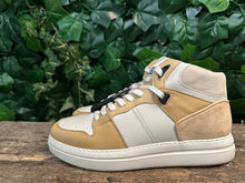Afbeelding in Gallery-weergave laden, Nieuwe hoge sneakers van Blackstone maat 39