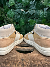 Afbeelding in Gallery-weergave laden, Nieuwe hoge sneakers van Blackstone maat 39