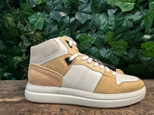 Afbeelding in Gallery-weergave laden, Nieuwe hoge sneakers van Blackstone maat 39