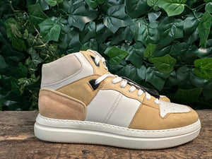 Nieuwe hoge sneakers van Blackstone maat 39