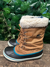 Afbeelding in Gallery-weergave laden, Bijna Nieuwe snowboots van Sorel maat 39