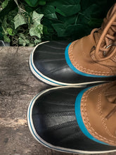 Afbeelding in Gallery-weergave laden, Bijna Nieuwe snowboots van Sorel maat 39
