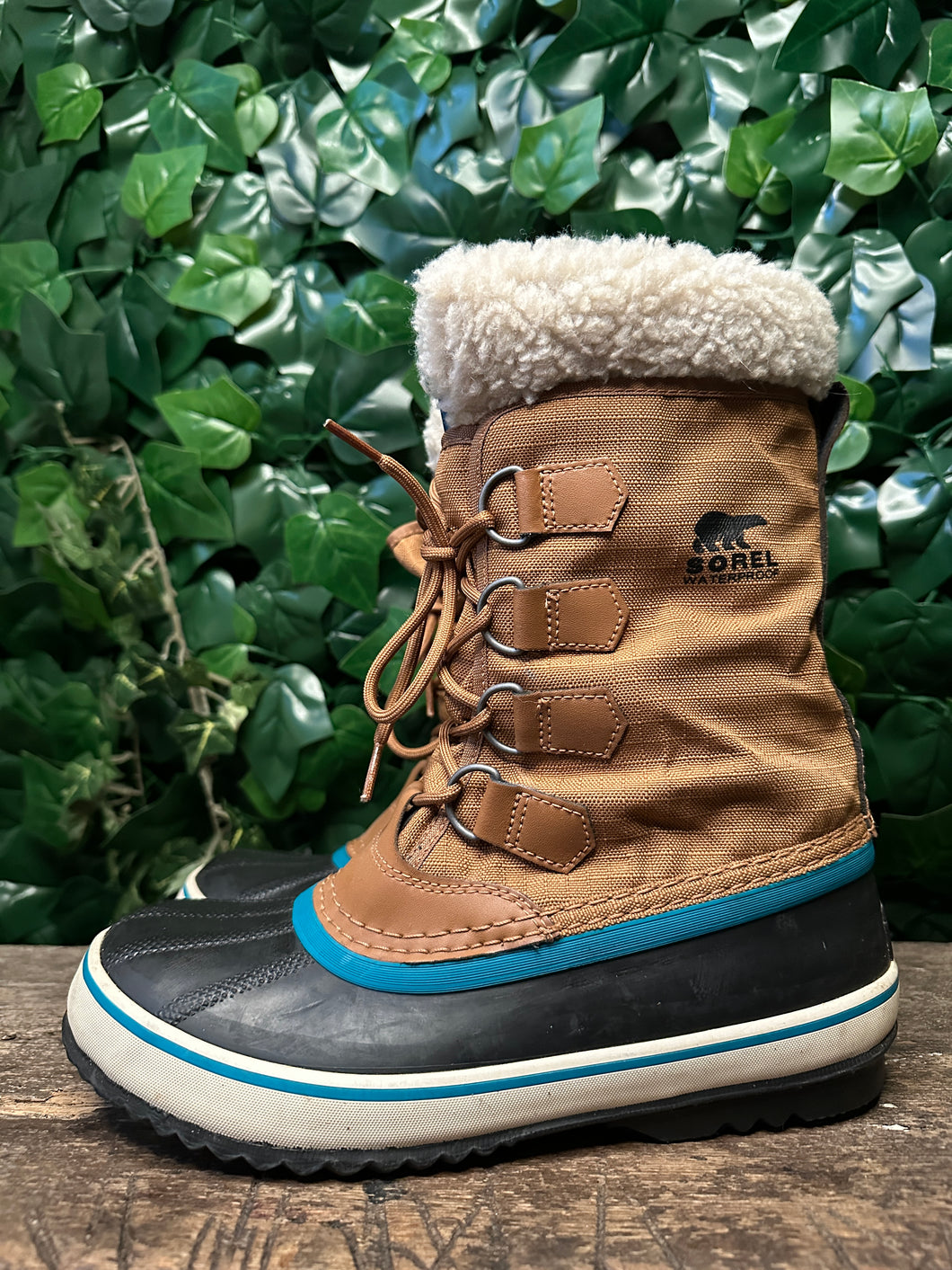 Bijna Nieuwe snowboots van Sorel maat 39