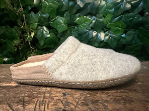 Bijna Nieuwe pantoffel van Sorel maat 40