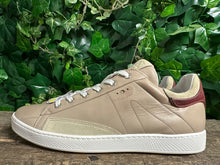 Afbeelding in Gallery-weergave laden, Nieuwe sneakers van AQA maat 42