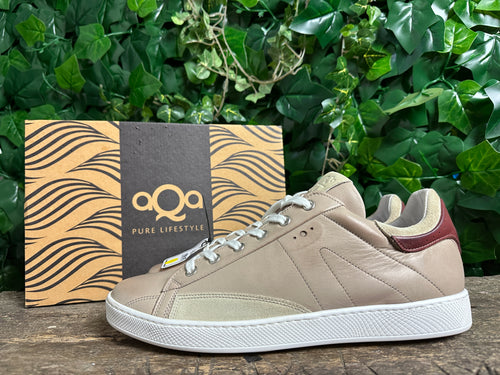 Nieuwe sneakers van AQA maat 42