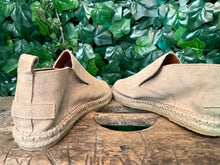 Afbeelding in Gallery-weergave laden, Nieuwe espadrilles loafers van Shabbies maat 39