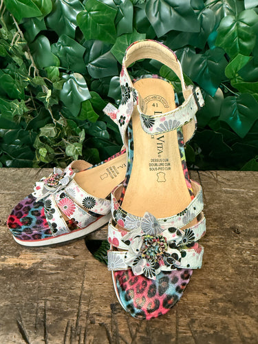 Nieuwe sandalen van Laura Vita maat 41