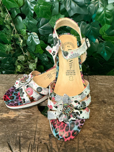 Nieuwe sandalen van Laura Vita maat 41