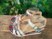 Afbeelding in Gallery-weergave laden, Nieuwe sandalen van Laura Vita maat 41