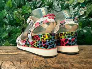 Nieuwe sandalen van Laura Vita maat 41