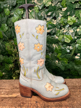 Afbeelding in Gallery-weergave laden, super mooie vintage blokhak flower laars van Sendra maat 37