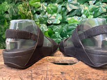Afbeelding in Gallery-weergave laden, Bijna Nieuwe sandalen van Fitflop maat 38