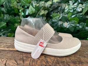 Nieuwe instappers van Fitflop maat 37,5