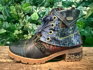 Bijna Nieuwe boots van Laura Vita maat 38