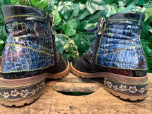 Afbeelding in Gallery-weergave laden, Bijna Nieuwe boots van Laura Vita maat 38