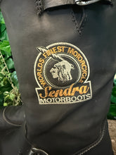 Afbeelding in Gallery-weergave laden, Bijna Nieuwe biker boots van Sendra maat 43
