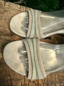 zo goed als nieuw sandaal van Hush Puppies maat 42