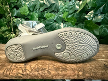 Afbeelding in Gallery-weergave laden, zo goed als nieuw sandaal van Hush Puppies maat 42