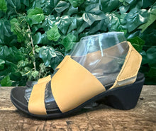 Afbeelding in Gallery-weergave laden, Nieuwe sandalen van Loints of Holland maat 38