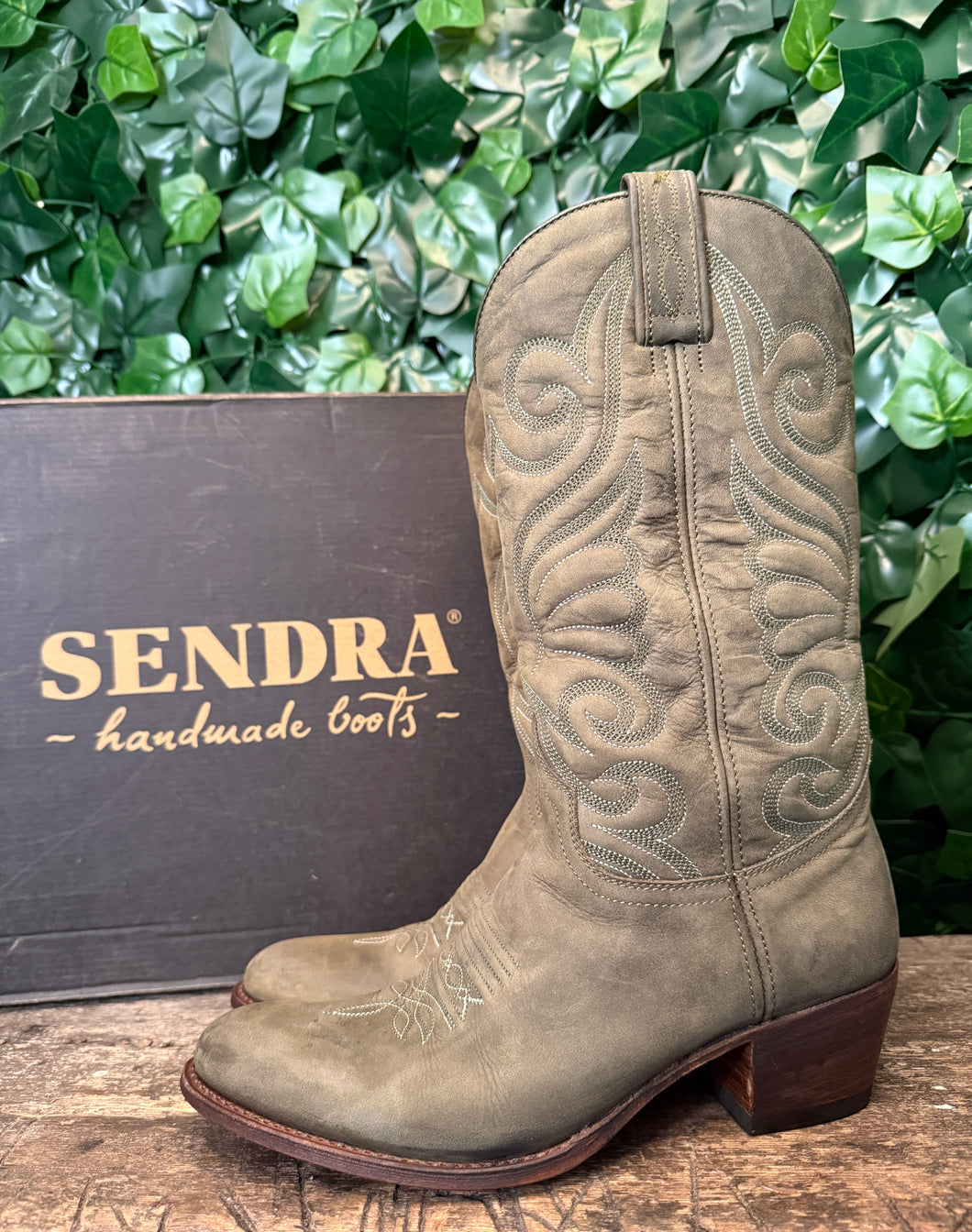 Bijna Nieuwe supermooie Sendra laars maat 38