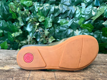 Afbeelding in Gallery-weergave laden, Bijna Nieuwe slippers van Fitflop maat 37