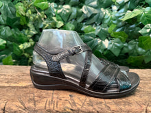 Afbeelding in Gallery-weergave laden, gewoon Nieuwe sandalen van Ecco maat 38