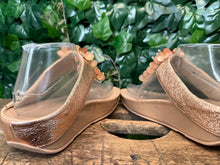 Afbeelding in Gallery-weergave laden, Nieuwe slippers van Fitflop maat 38