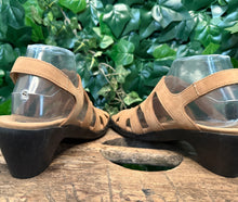 Afbeelding in Gallery-weergave laden, Nieuwe sandalen van Mephisto maat 39