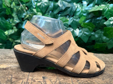 Afbeelding in Gallery-weergave laden, Nieuwe sandalen van Mephisto maat 39