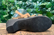 Afbeelding in Gallery-weergave laden, Nieuwe sandalen van Mephisto maat 39