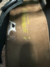 Afbeelding in Gallery-weergave laden, gewoon Nieuwe sandalen van Birkenstock maat 38
