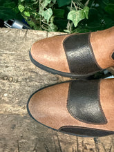Afbeelding in Gallery-weergave laden, Nieuwe laarzen van Sendra maat 39