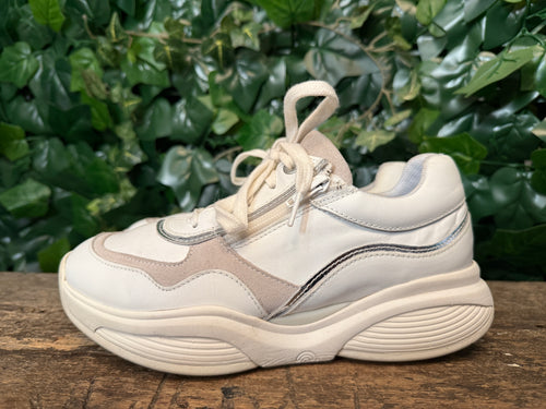 zo goed als nieuw sneakers van Xsensible maat 38( wijdte HX)