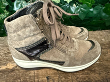 Afbeelding in Gallery-weergave laden, gewoon Nieuwe hoge sneakers van Xsensible maat 37(wijdte G)
