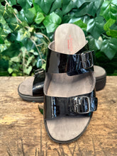 Afbeelding in Gallery-weergave laden, Bijna Nieuwe slippers van Xsensible maat 38 (wijdte H)