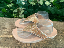 Afbeelding in Gallery-weergave laden, bijna Nieuwe slippers van Fitflop maat 43