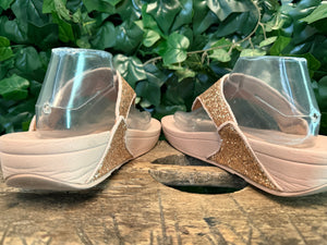 bijna Nieuwe slippers van Fitflop maat 43