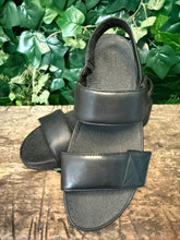 Afbeelding in Gallery-weergave laden, bijna Nieuwe sandalen van Fitflop maat 38