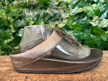 Afbeelding in Gallery-weergave laden, zo goed als nieuw slippers van Fitflop maat 42