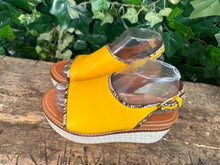 Afbeelding in Gallery-weergave laden, Nieuwe plateau fitflop sandaal maat 37