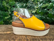 Afbeelding in Gallery-weergave laden, Nieuwe plateau fitflop sandaal maat 37