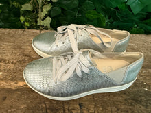 Afbeelding in Gallery-weergave laden, Nieuwe sneakers van Fitflop maat 36