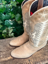 Afbeelding in Gallery-weergave laden, zo goed als nieuw supergave laars van Sendra maat 38