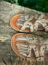 Afbeelding in Gallery-weergave laden, Nieuwe sandalen van Fitflop maat 36