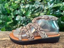 Afbeelding in Gallery-weergave laden, Nieuwe sandalen van Fitflop maat 36