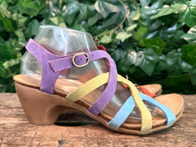 Afbeelding in Gallery-weergave laden, Bijna Nieuwe sandalen van Loints of Holland maat 40
