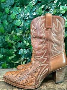 gewoon Nieuwe laars van Sendra maat 43