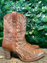 Afbeelding in Gallery-weergave laden, gewoon Nieuwe laars van Sendra maat 43